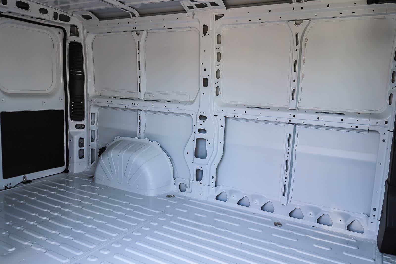 New 2026 Bright White Clear-Coat Exterior Paint RAM Tradesman image 24