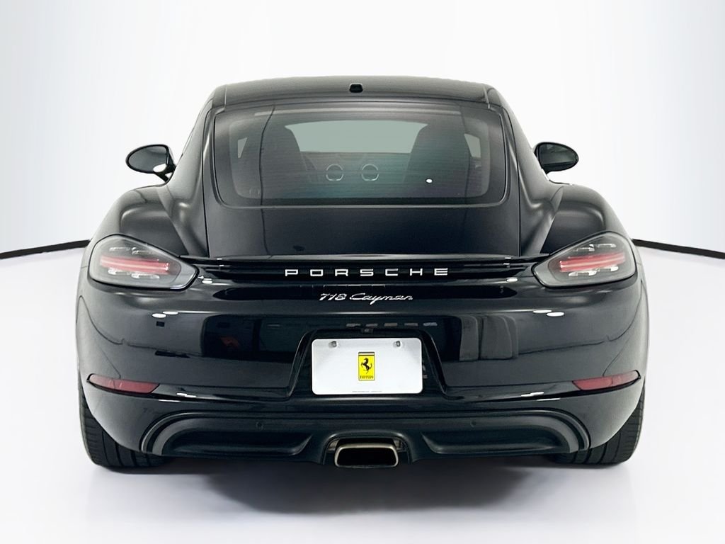 Used 2017 Black Porsche  image 6
