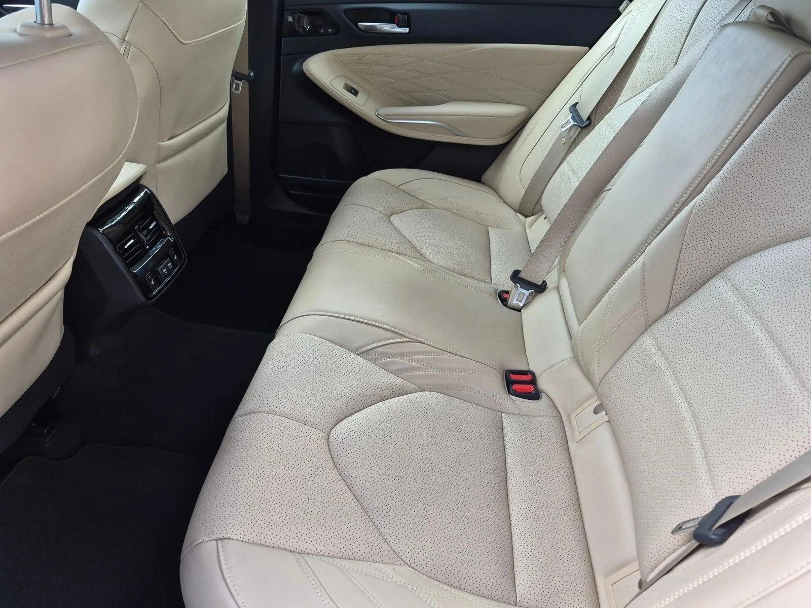 Used 2020 Harbor Gray Metallic Toyota Hybrid Limited image 19