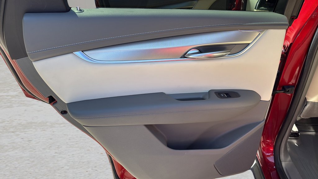 Used 2022 INFRARED TINTCOAT Cadillac AWD Premium Luxury image 21