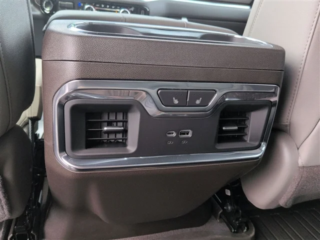 2026 GMC Sierra 1500 SLT - Photo 45