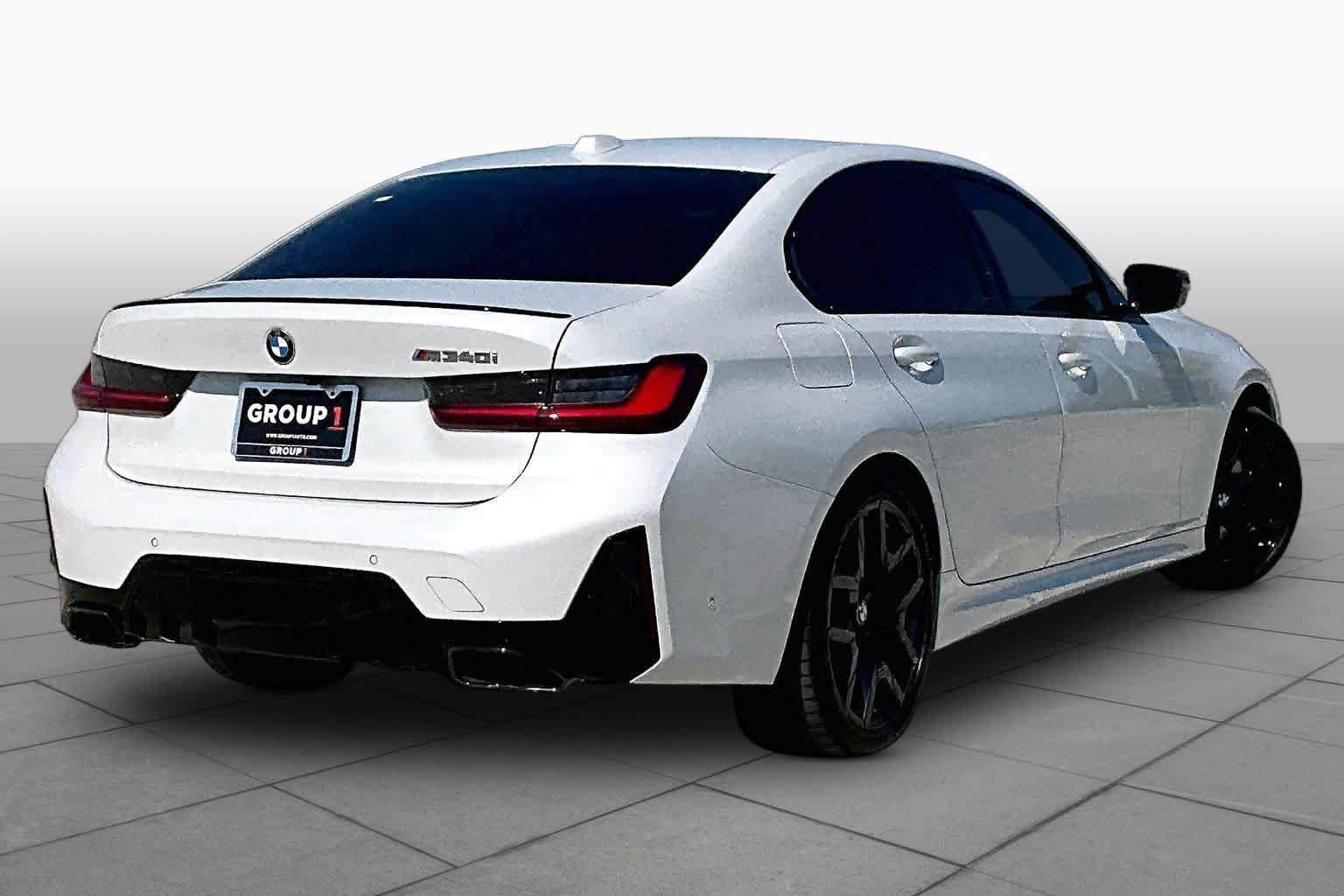 Used 2025 Mineral White Metallic BMW M340i image 12