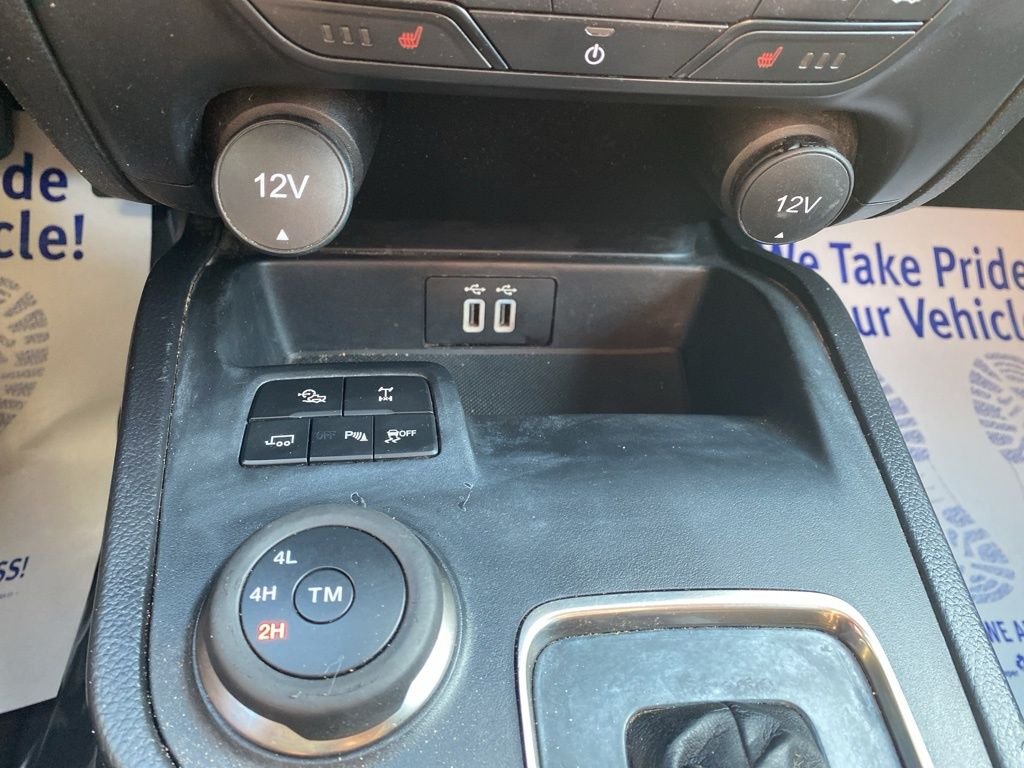 Used 2023 Shadow Black Ford XLT image 26
