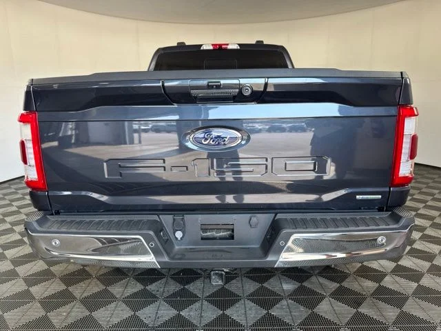 Certified Used 2021 Smoked Quartz Metallic Tinted Clearcoat Ford Lariat image 22
