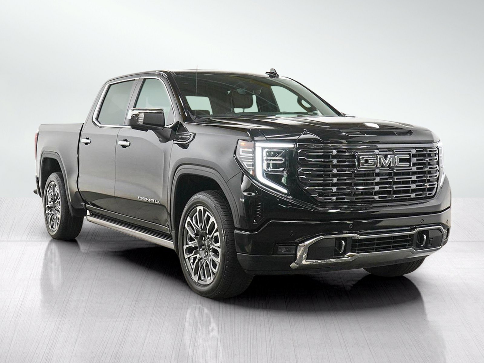 Used 2025 Black GMC Denali Ultimate image 7
