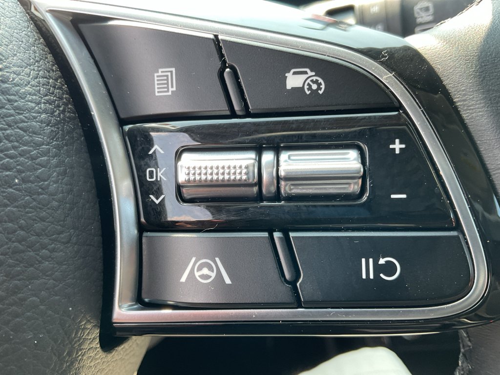 Certified Used 2024 Steel Gray Kia S image 31