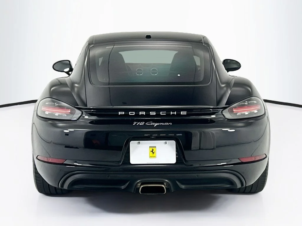 Used 2017 Black Porsche  image 6