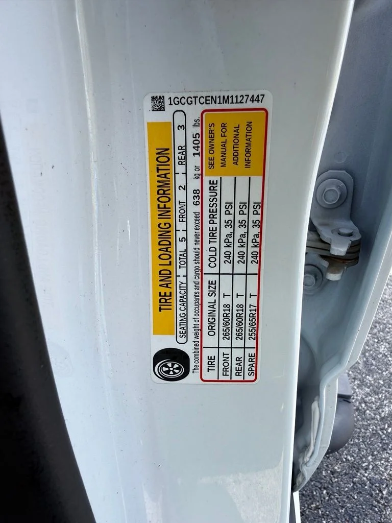 Used 2021 White Chevrolet LT image 43