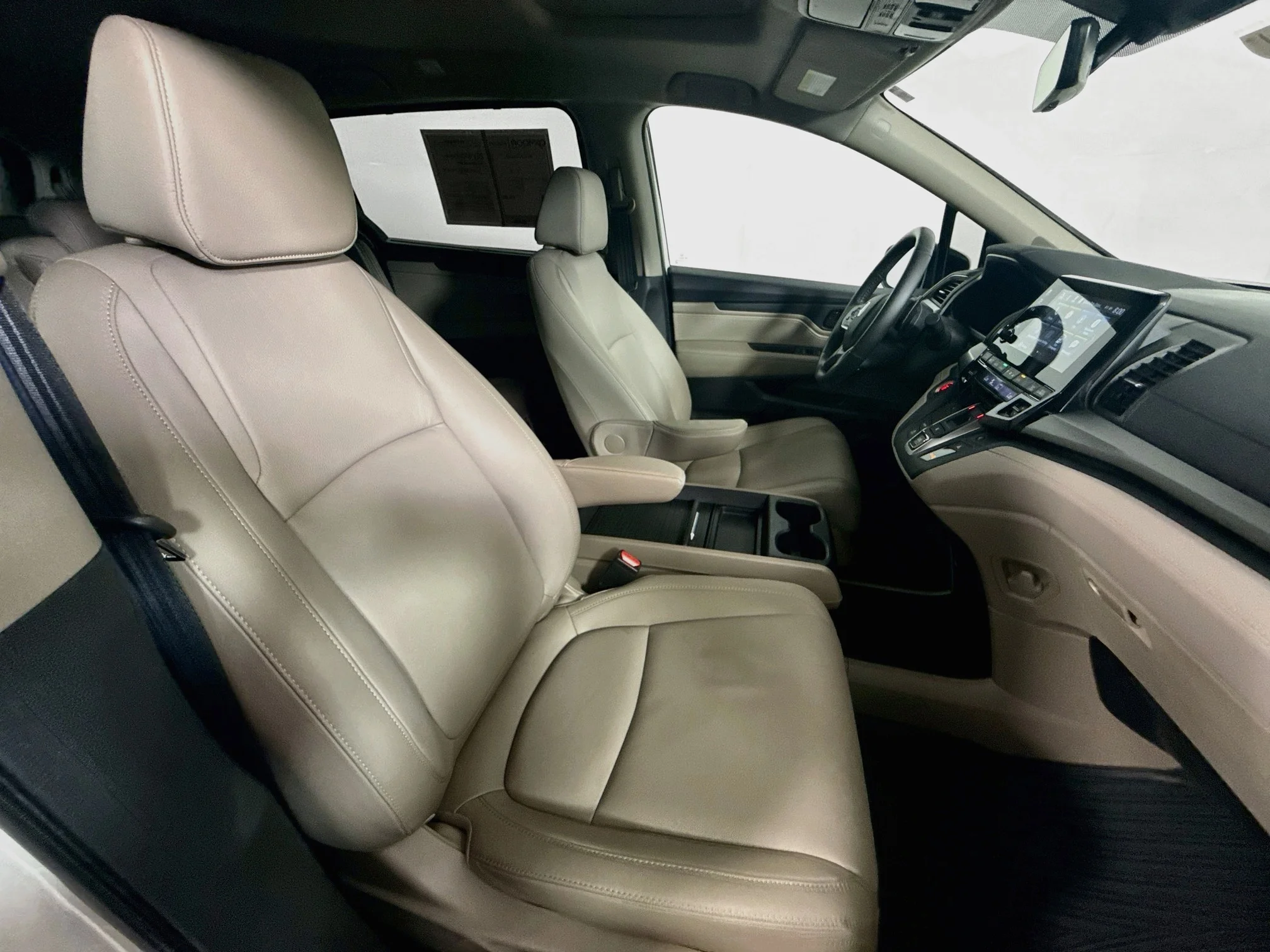 Used 2019 White Diamond Pearl Honda EX-L image 27