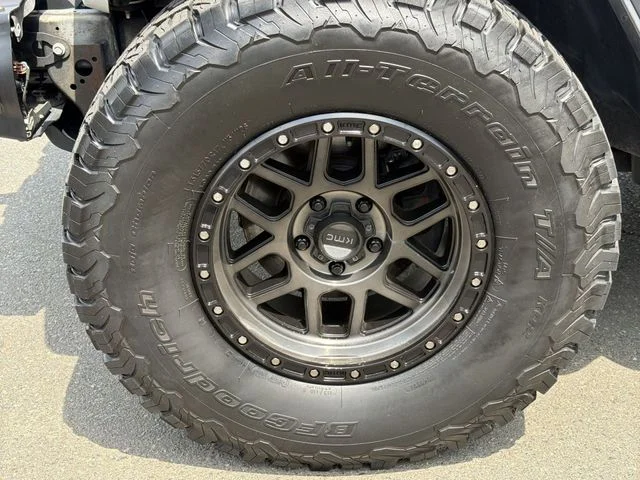 Used 2018 White Jeep Unlimited Rubicon image 17