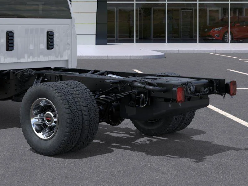 New 2026 Summit White GMC SLE image 14