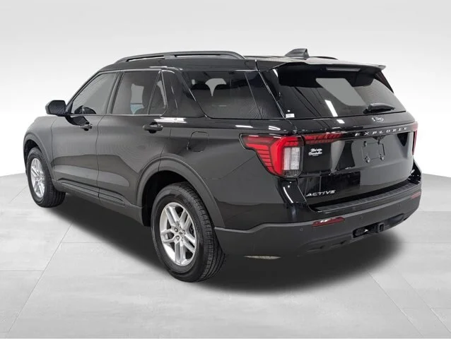 New 2026 Agate Black Metallic Ford Active image 50