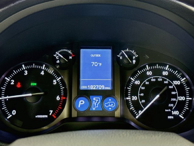 Used 2015 Silver Lexus 460 Luxury image 12