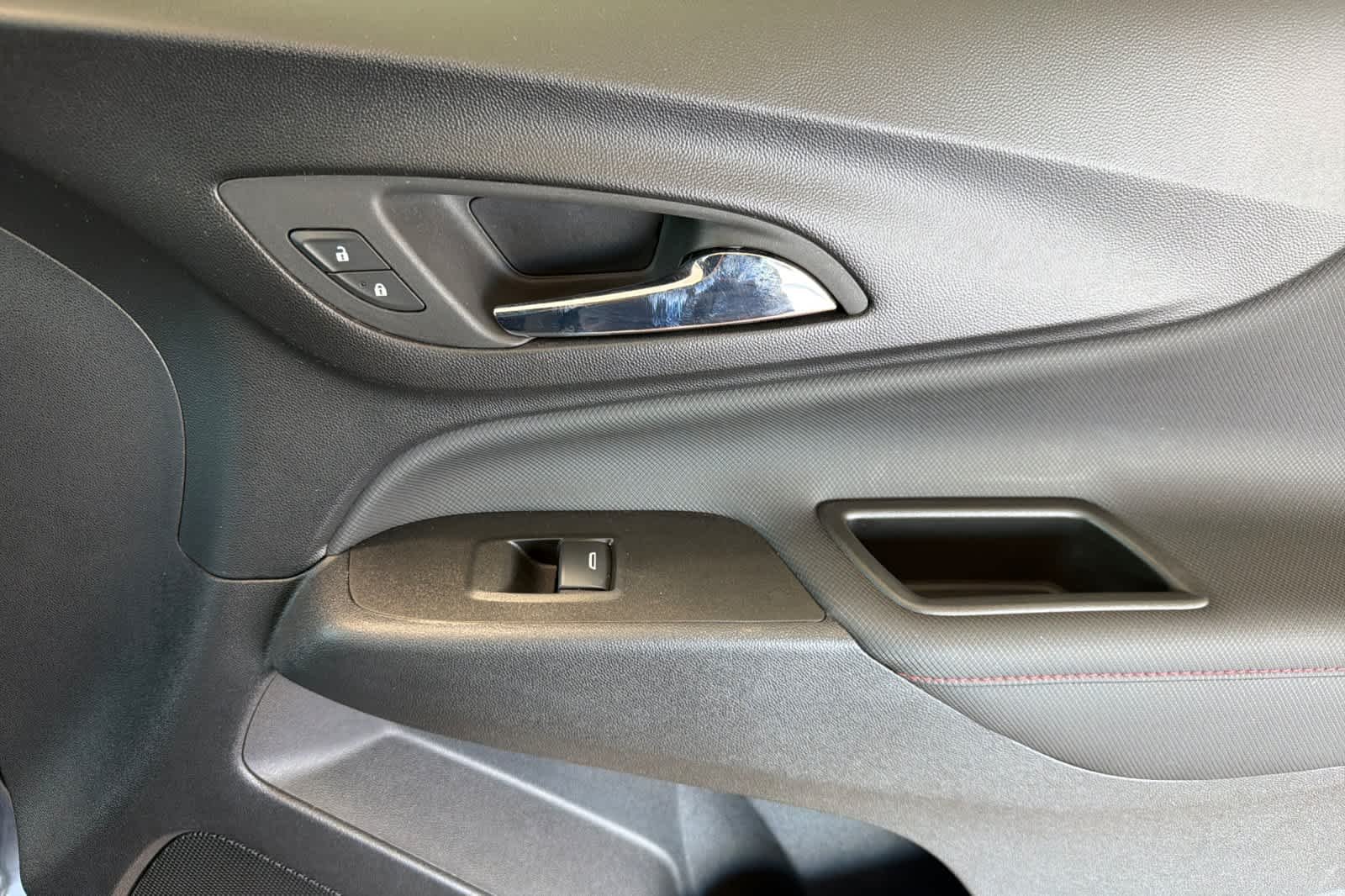 2022 Chevrolet Equinox RS - Photo 18