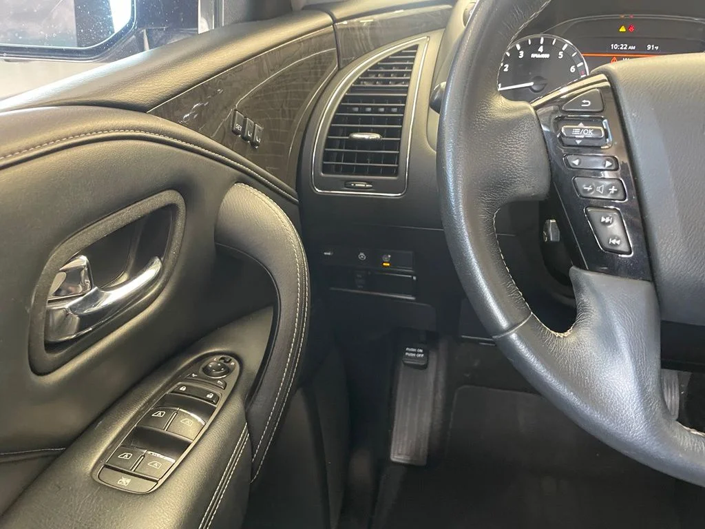 Used 2022 Beige INFINITI LUXE image 14