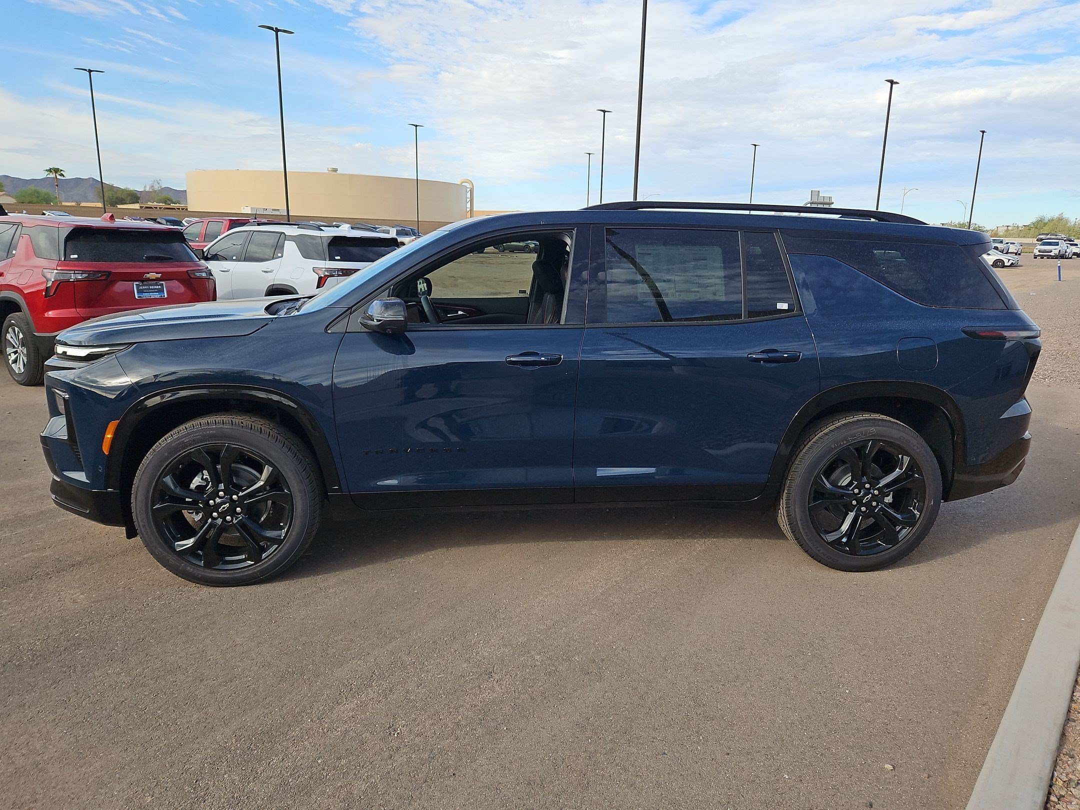 2027 Chevrolet Traverse RS - Photo 12