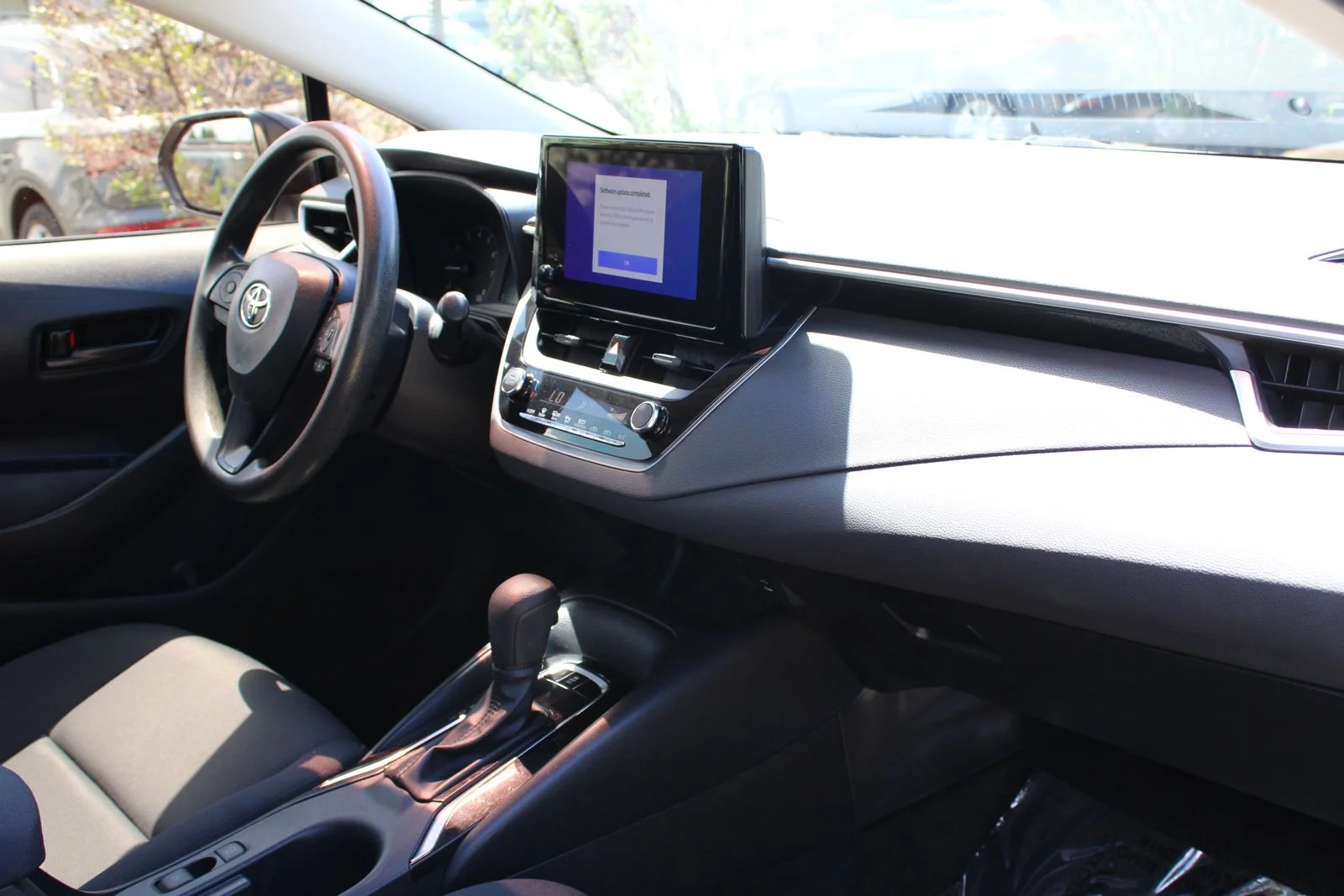 Used 2023  Toyota LE image 27