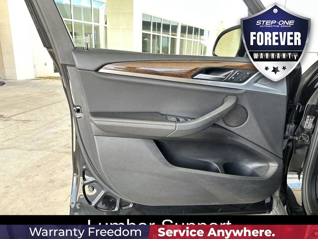 Used 2021 Black BMW sDrive30i image 12