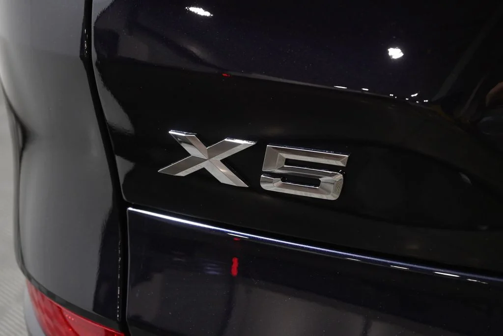 Used 2026 Black BMW xDrive50e image 40