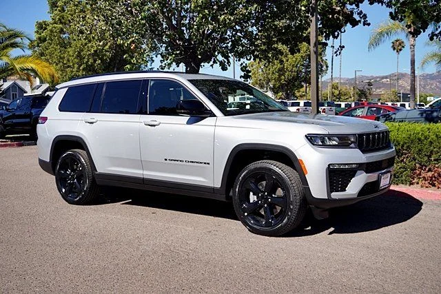New 2026 Silver Zynith Jeep Limited image 5