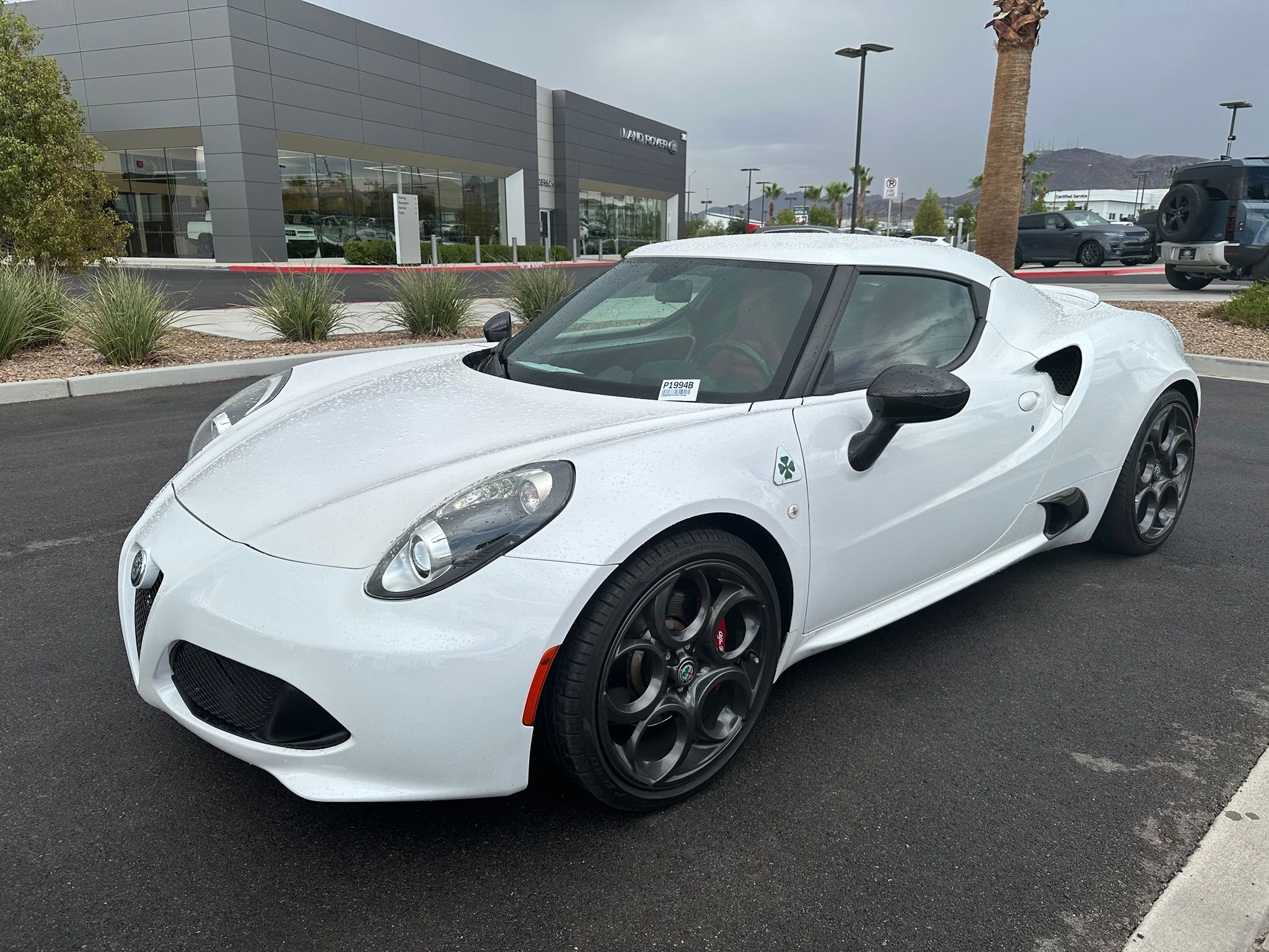 2017 Alfa Romeo 4C -'s photo