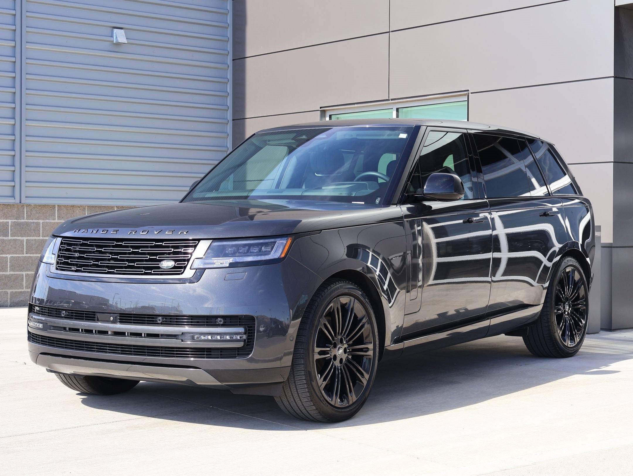 Certified Used 2024 Carpathian Gray Premium Metallic Land Rover SE image 1