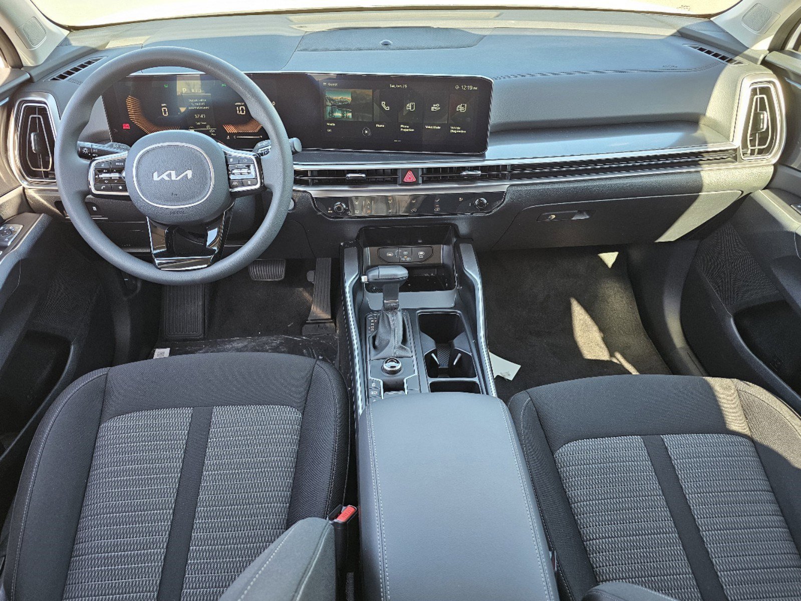 New 2025 Glacial White Pearl Kia LX image 7