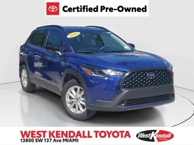 2025 Toyota Corolla Cross LE