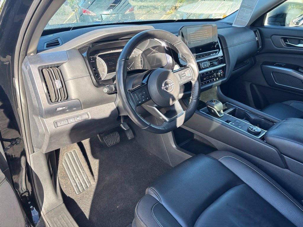 Used 2024 Black Nissan SL image 10