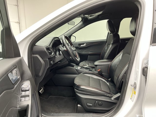 Used 2023 Oxford White Ford ST-Line Select image 3
