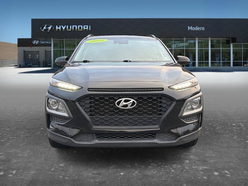 Used 2019 Ultra Black Pearl Hyundai SEL image 2