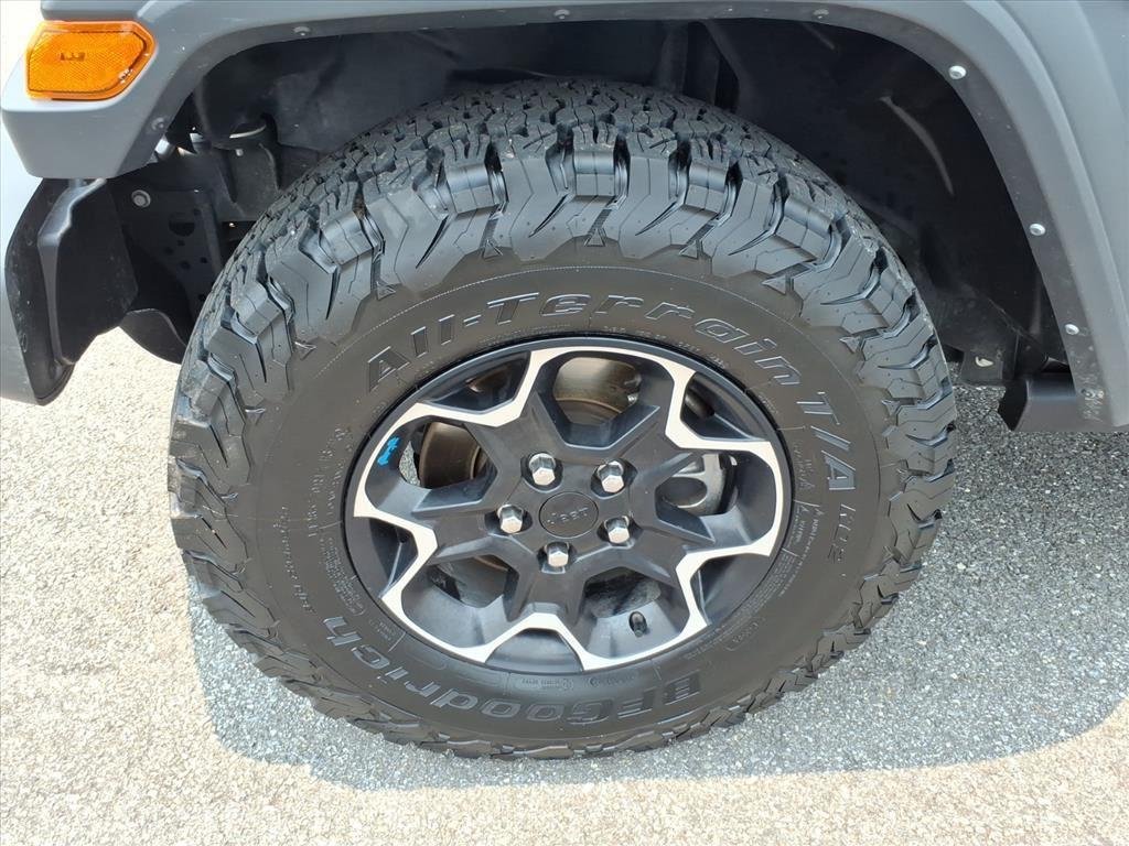 Used 2021 Granite Crystal Metallic Clearcoat Jeep Unlimited Sport Altitude image 10