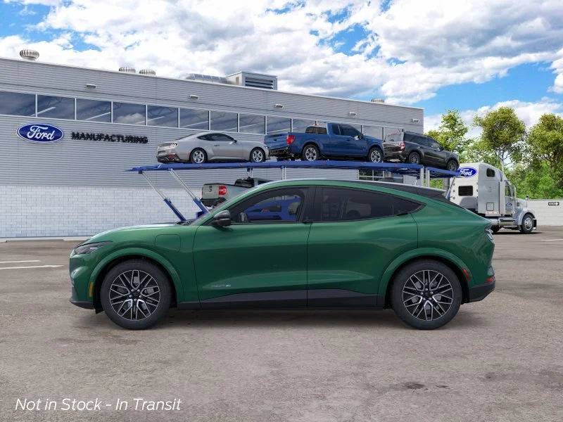 New 2026 Green Ford Premium image 3