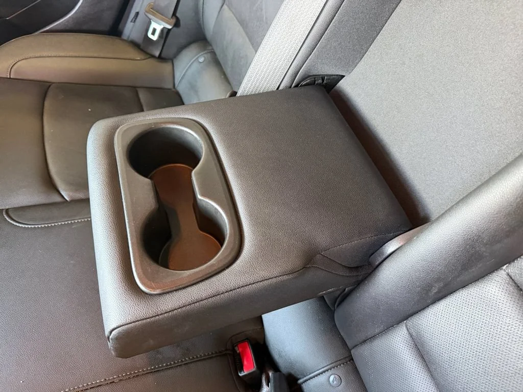 Used 2024 Summit White Chevrolet 2LT image 27