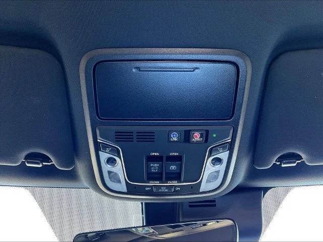 Used 2021  Honda Black Edition image 18