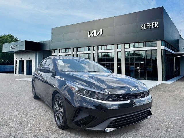 Certified Used 2022 Black Kia LXS image 2