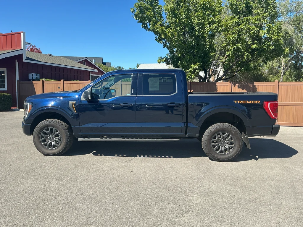Used 2023 Antimatter Blue Metallic Ford Tremor image 9
