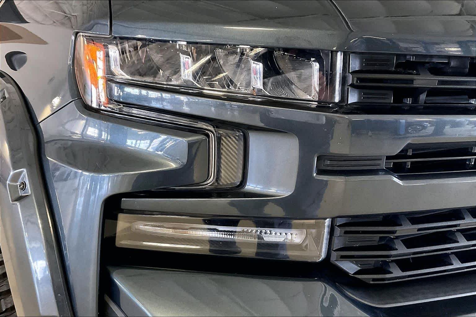Used 2019 Shadow Gray Metallic Chevrolet RST image 24