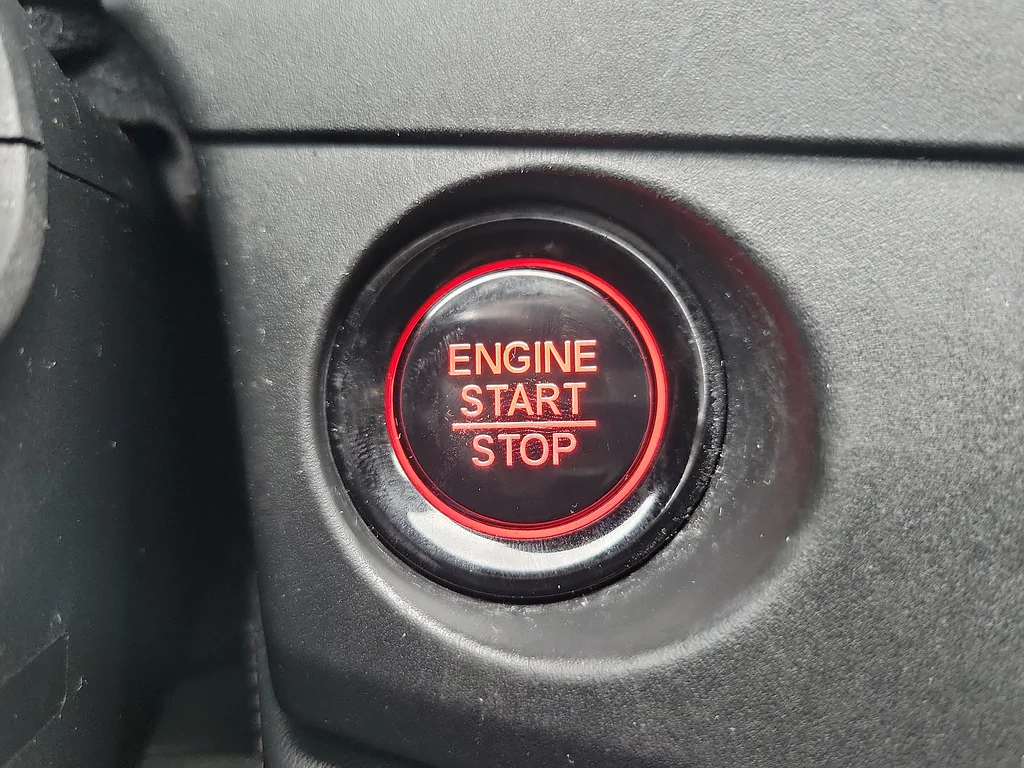 Certified Used 2023 WHITE Honda LX image 27