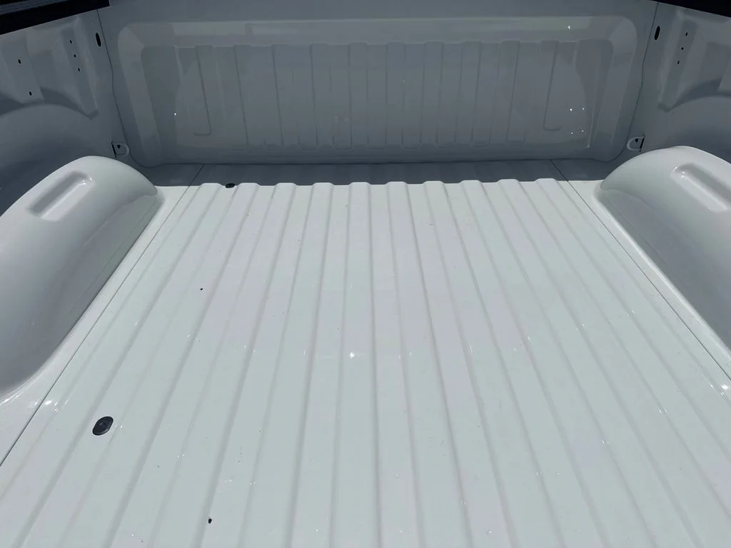 New 2026 Bright White Clear-Coat Exterior Paint RAM Laramie image 11