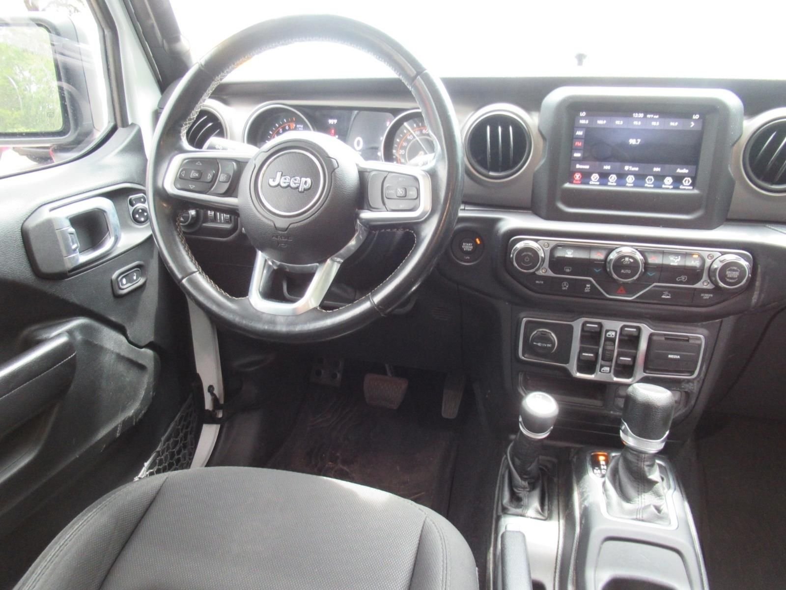Used 2020 White Jeep Sport image 13