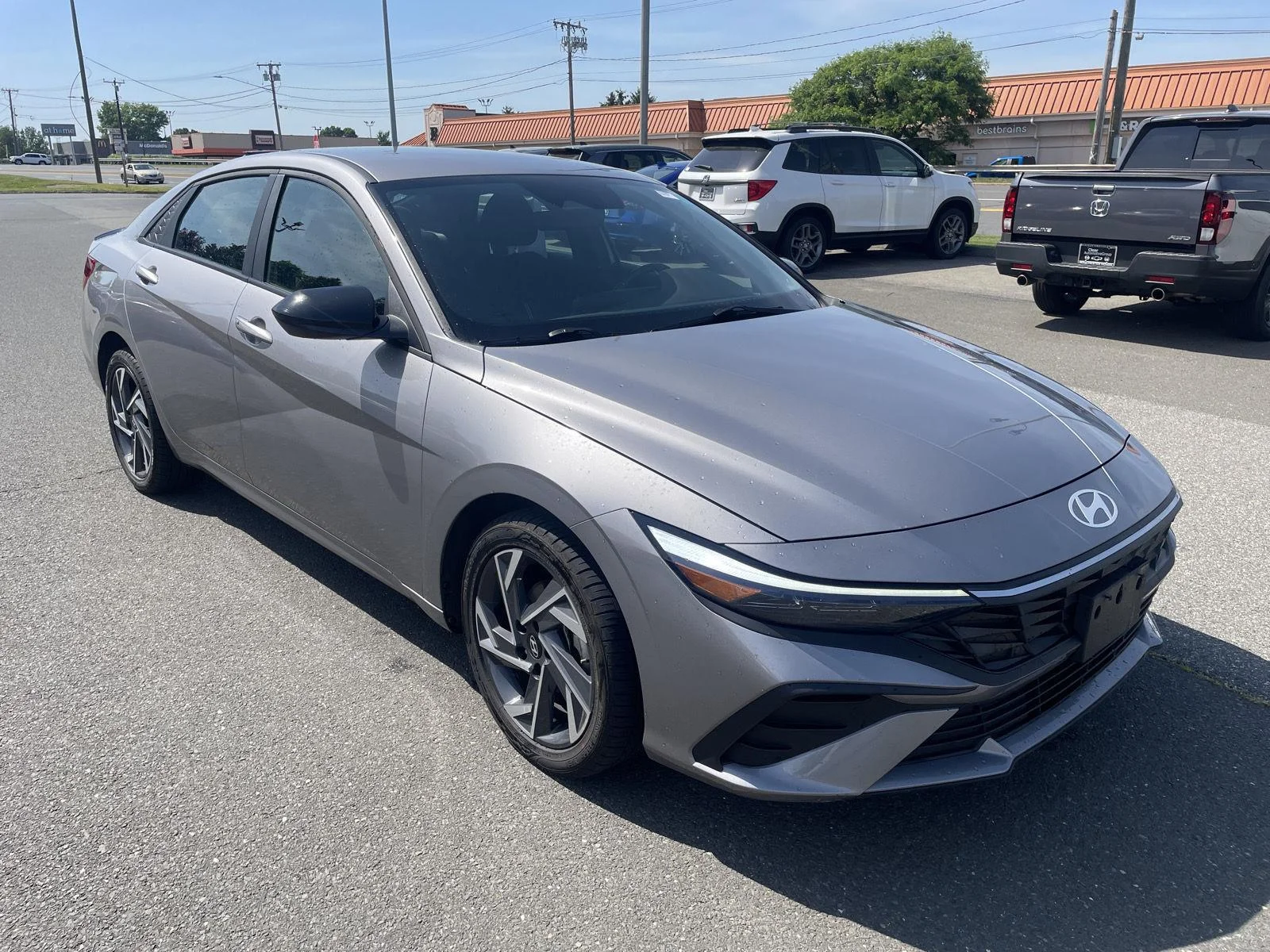2025 Hyundai Elantra 1.6 HEV Blue's photo