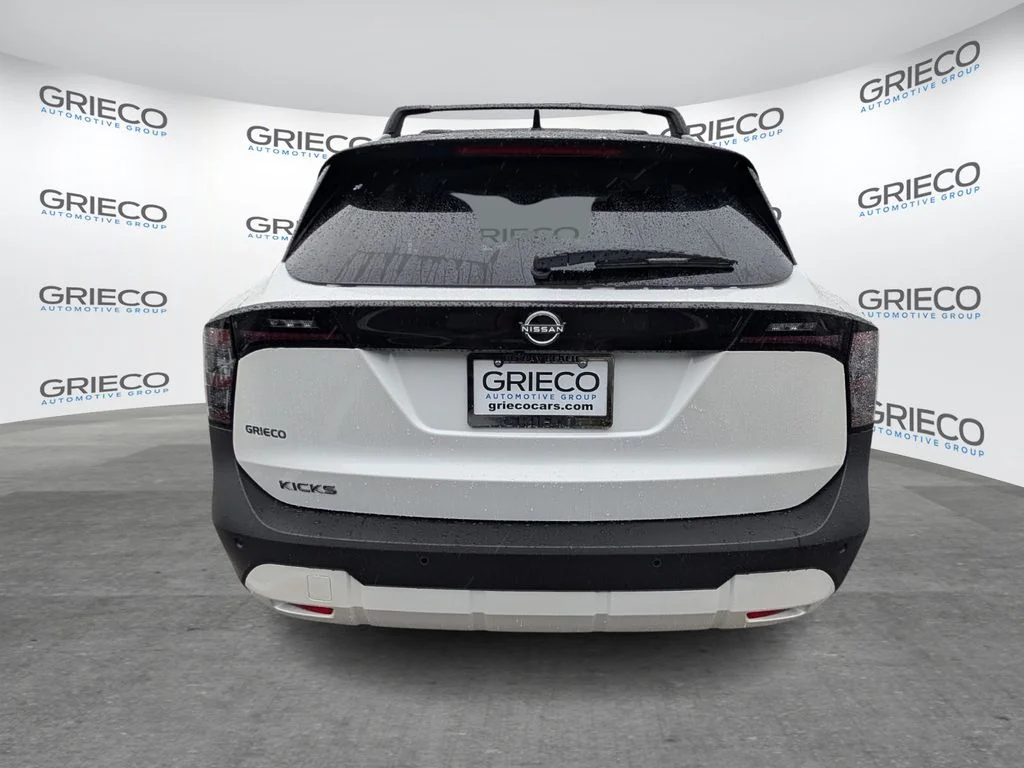 New 2026 Aspen White TriCoat / Super Black Two-tone Nissan SV image 6