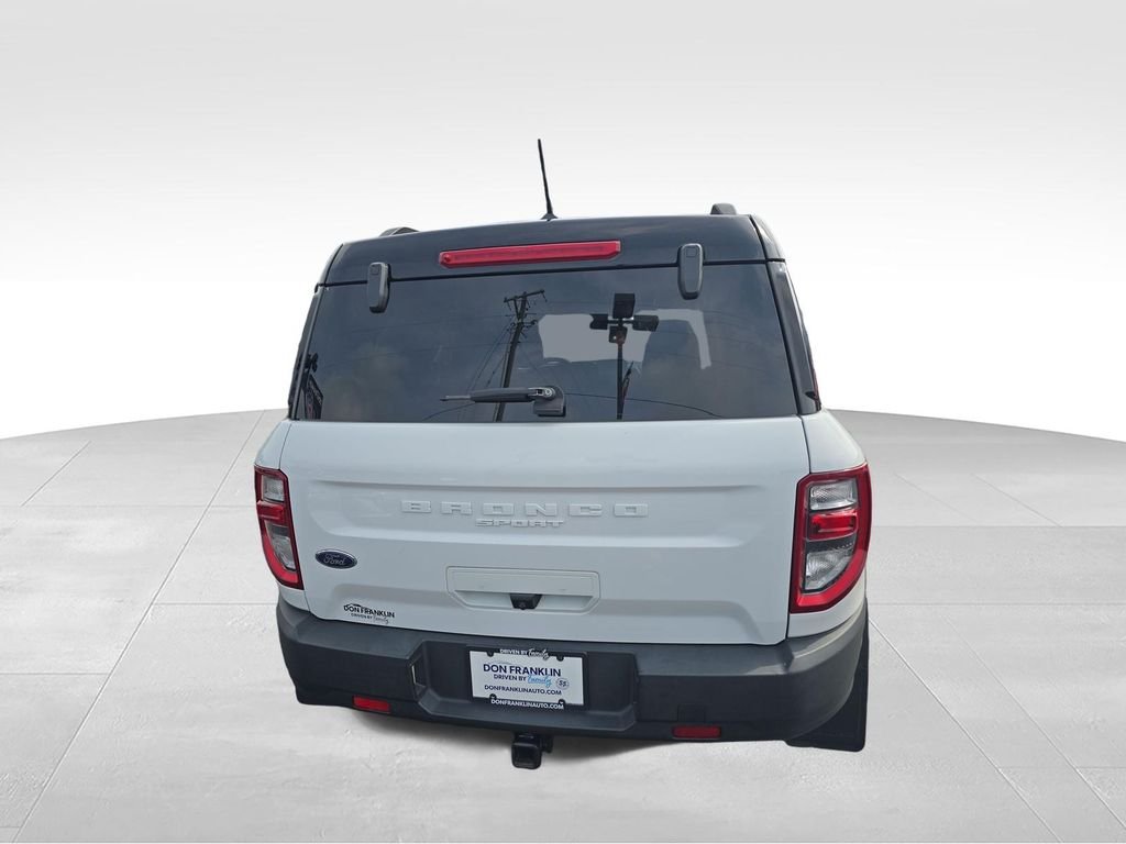Used 2021 White Ford Badlands image 4
