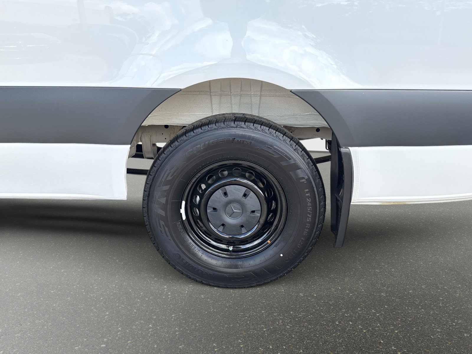 New 2026 Arctic White Sprinter Cargo 170 WB image 9