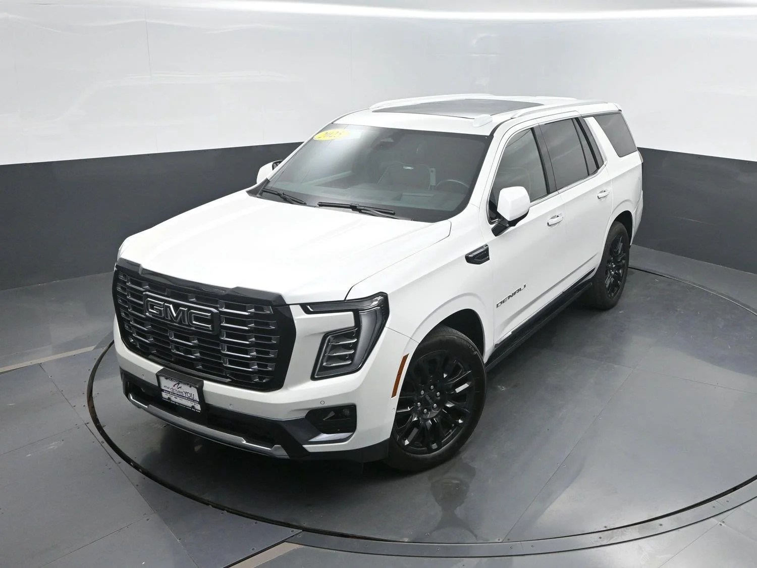 2025 GMC Yukon Denali Ultimate - Photo 45