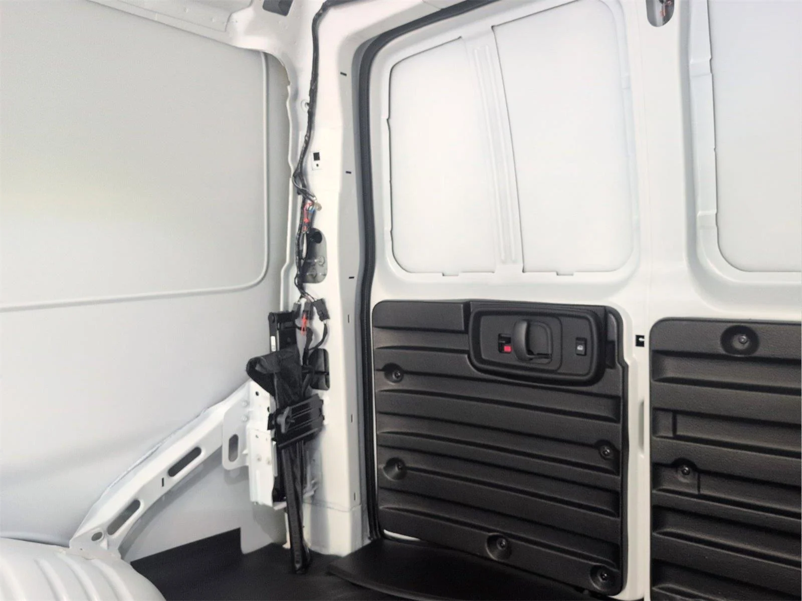 New 2026 Summit White GMC Work Van image 18