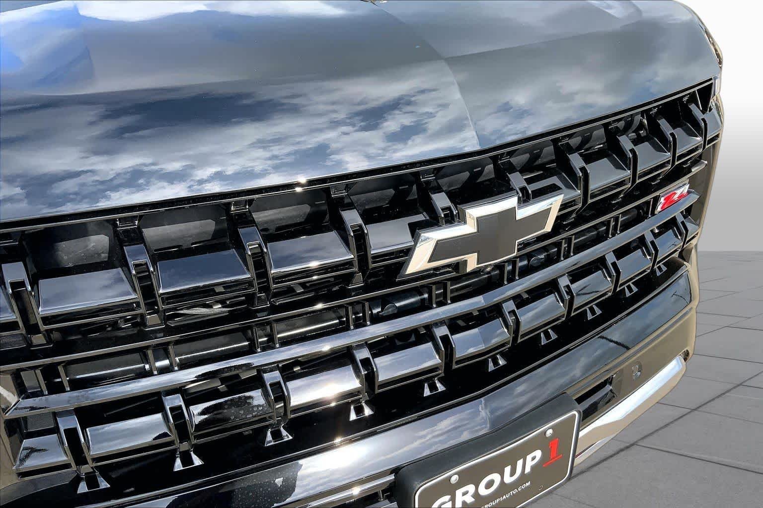 Used 2026 Black Chevrolet Z71 image 53