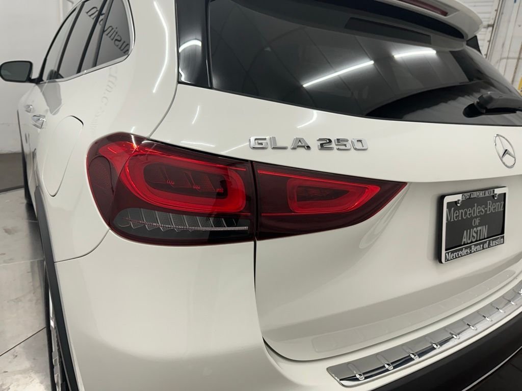 Certified Used 2023 White Mercedes-Benz GLA 250 image 12