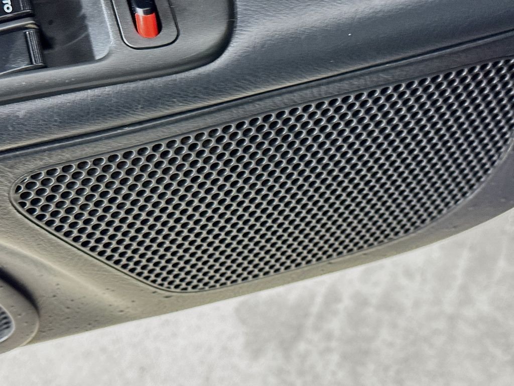 Used 2003 Silver Honda Base image 21
